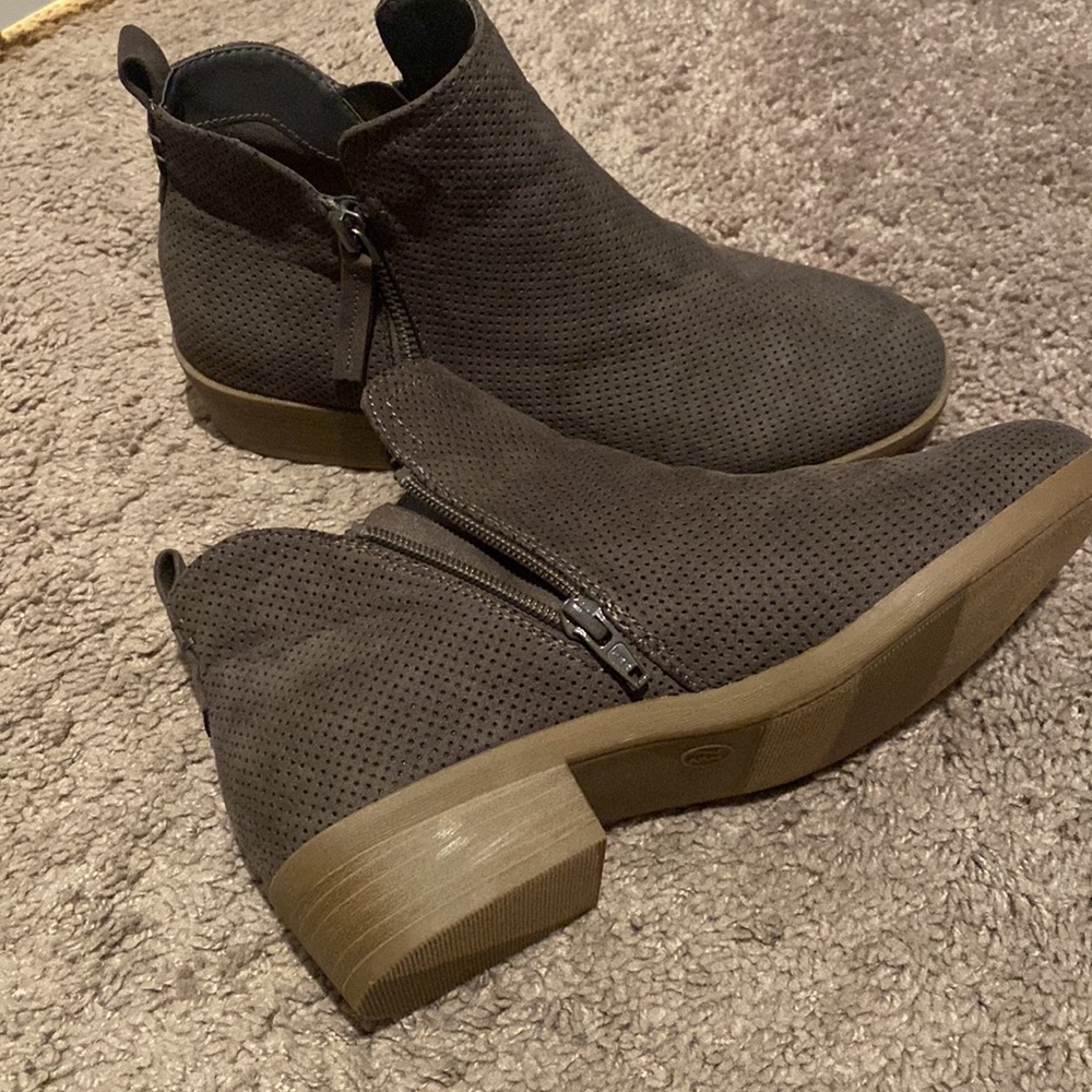Grey booties - Picture 2 of 3